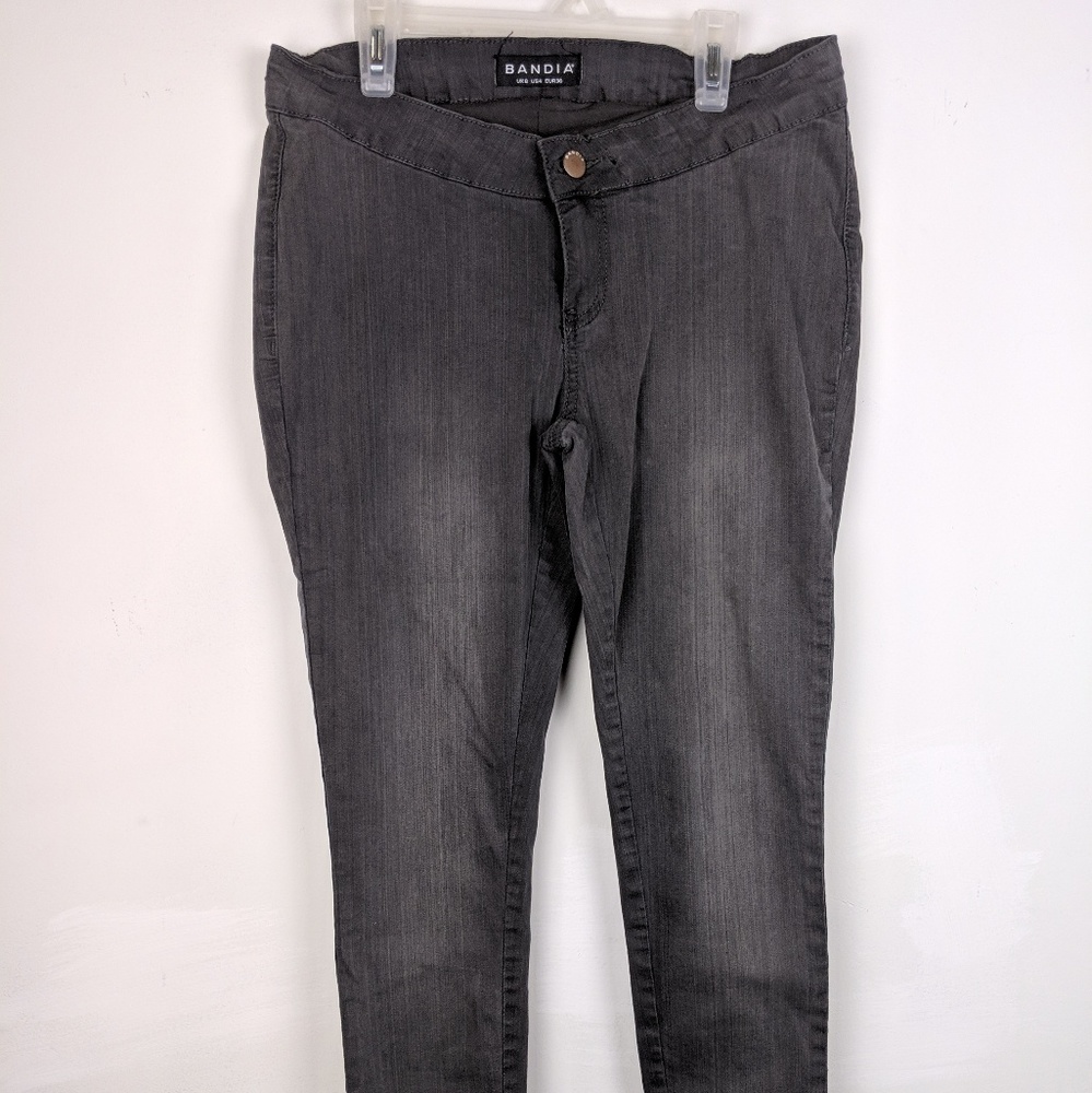 Bandia Maternity Jeans Over The Bump
